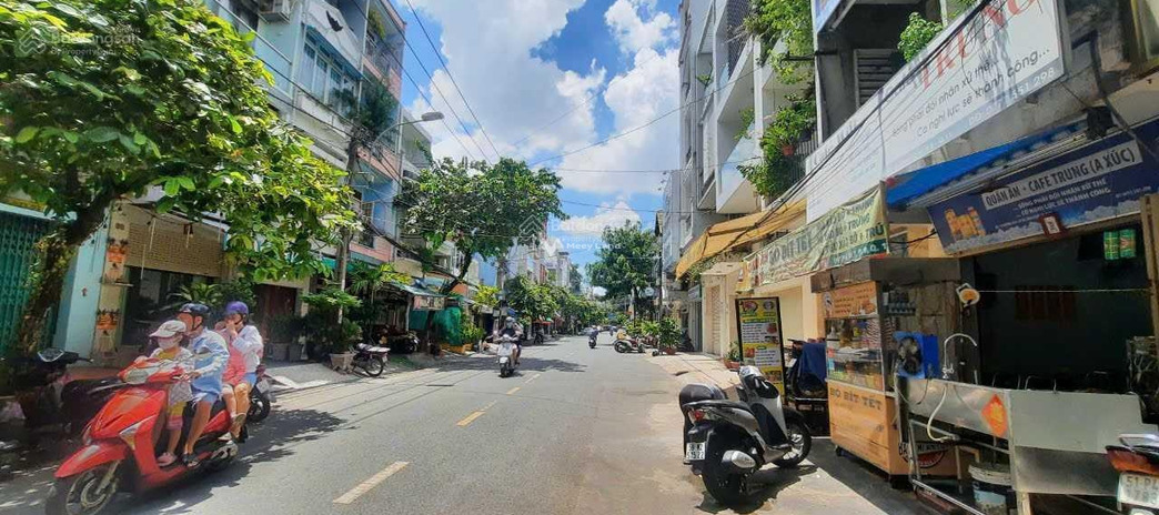 Ở Xóm Đất, Hồ Chí Minh, bán nhà, giá bán cực kì tốt 12.5 tỷ có diện tích chính 81m2 vị trí thuận lợi