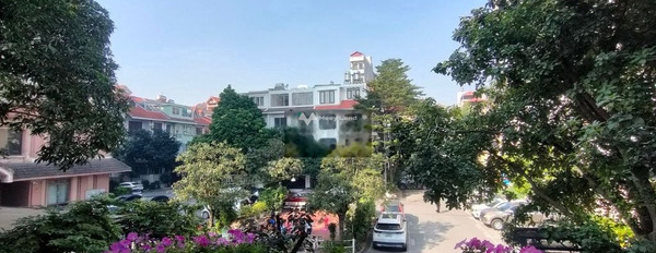 Bán nhà vị trí tốt tại Ba Đình, Hà Nội bán ngay với giá thương lượng 36 tỷ diện tích 180m2 tổng quan căn này bao gồm 8 phòng ngủ-03