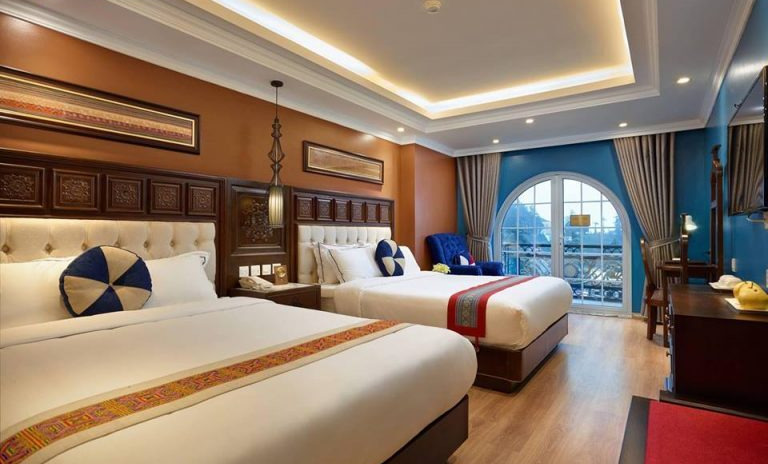 Bán khách sạn 50 phòng view biển mặt tiền Thùy Vân, phường 2, Vũng Tàu