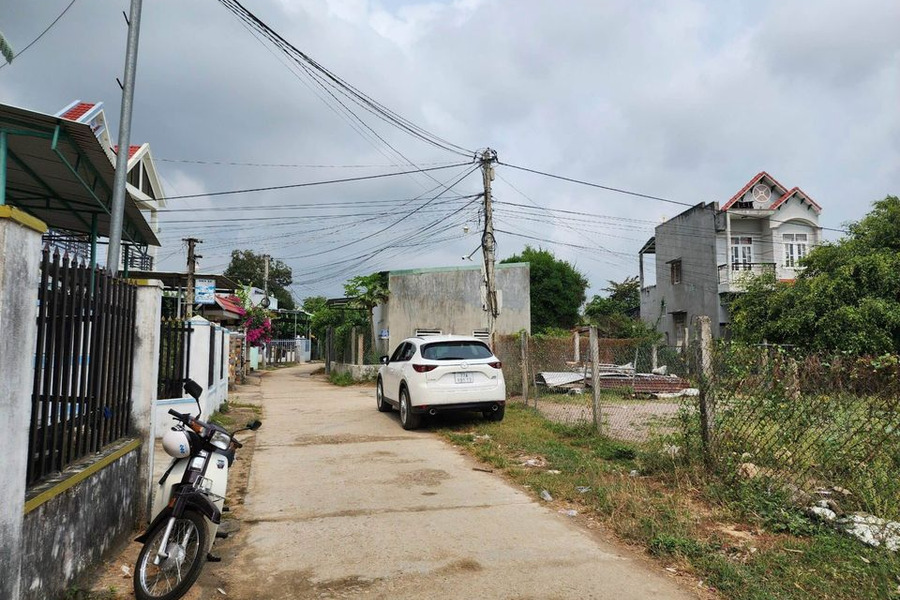 Cần bán nhà riêng huyện Tuy Phước, Bình Định, giá 4 tỷ-01
