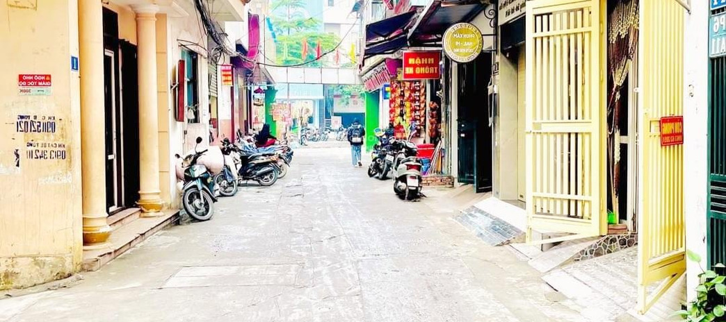 Vị trí thuận lợi tọa lạc ở Trung Liệt, Hà Nội bán nhà bán ngay với giá khuyến mãi 11 tỷ tổng quan trong ngôi nhà 6 PN 4 WC