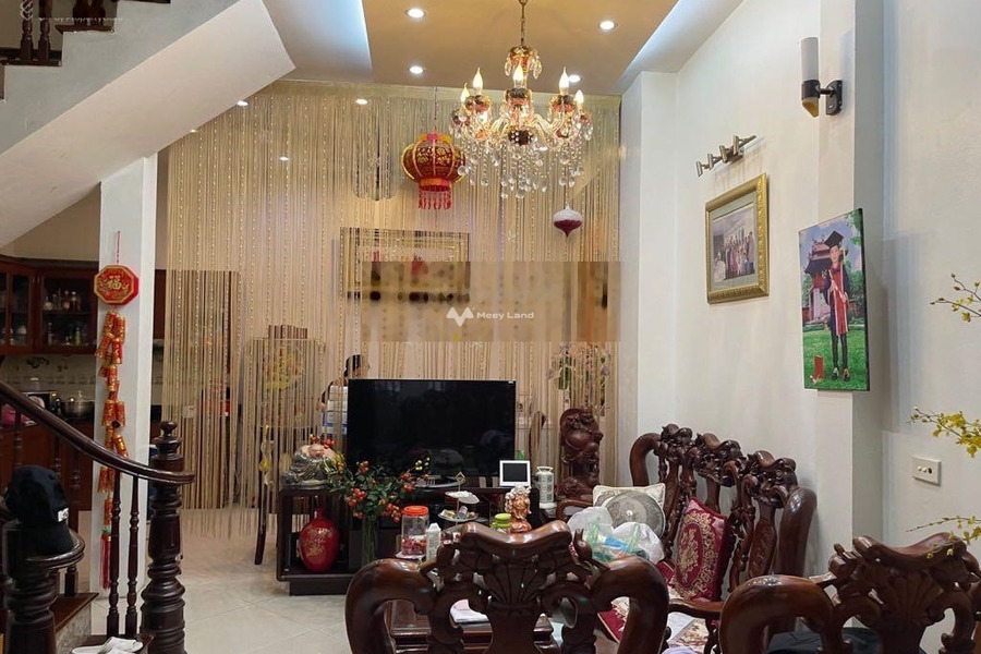 Diện tích chuẩn 58.8m2 bán nhà vị trí đẹp tọa lạc ở Nguyễn Sơn, Hà Nội liên hệ chính chủ-01