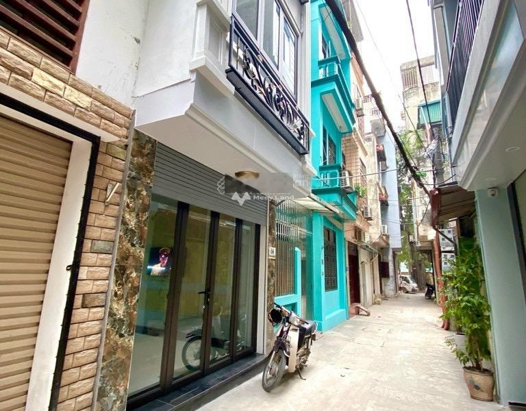 Bán nhà có diện tích chung là 42m2 vị trí đẹp tọa lạc gần Trịnh Văn Bô, Phương Canh bán ngay với giá ưu đãi từ 4.75 tỷ nhà gồm có 5 phòng ngủ, 4 WC-01