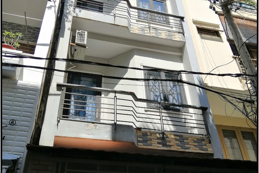 Cần bán rẻ nhà phố 3.6 x 15m, 1 trệt 3 lầu Nguyễn Văn Cừ, Quận 1-01