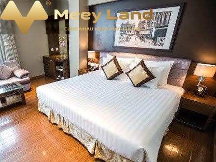 Hot cho thuê khách sạn có diện tích tổng 500 m2 vị trí thuận lợi tọa lạc ngay Quận 1, Hồ Chí Minh vào ở luôn giá thực tế 1,3 tỷ/tháng