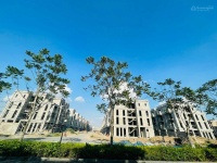 Bán liền kề mặt tiền tọa lạc ở Long Biên, Hà Nội bán ngay với giá chỉ từ chỉ 106 tỷ với diện tích khoảng 400m2, nhà gồm 12 phòng ngủ-02