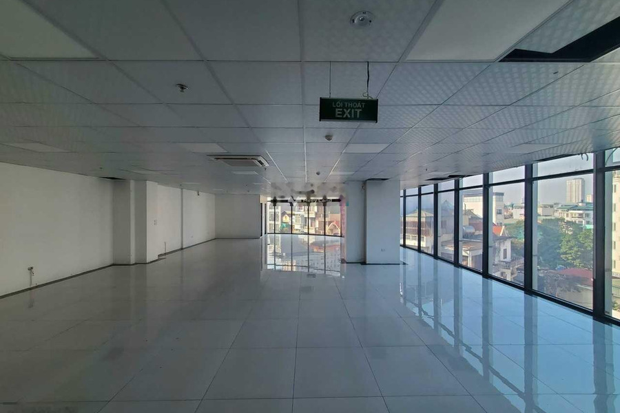 Cho thuê sàn văn phòng thuê ngay với giá gốc 40 triệu/tháng vị trí đặt tọa lạc tại Cầu Giấy, Hà Nội có diện tích trung bình 200m2-01