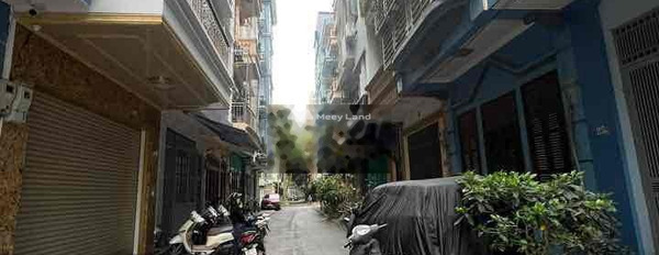 Vị trí thuận lợi tọa lạc trên Hoàng Quốc Việt, Nghĩa Đô bán nhà bán ngay với giá khởi đầu chỉ 19 tỷ căn nhà gồm có 4 phòng ngủ 5 WC-02