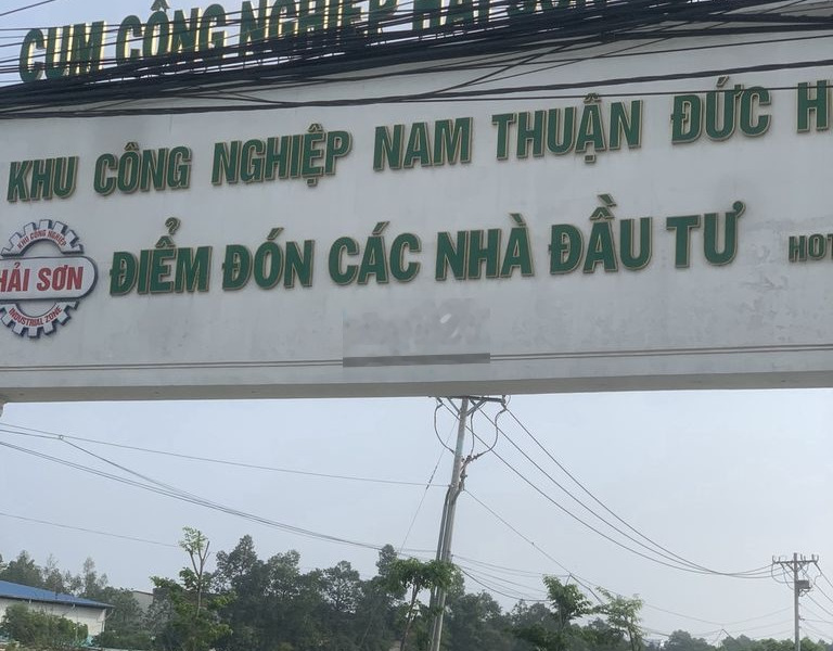 Chủ ngộp gởi bán lô đất ở Đức Hòa Đông trong KCN, MT 20m 1,2 tỷ SHR -01