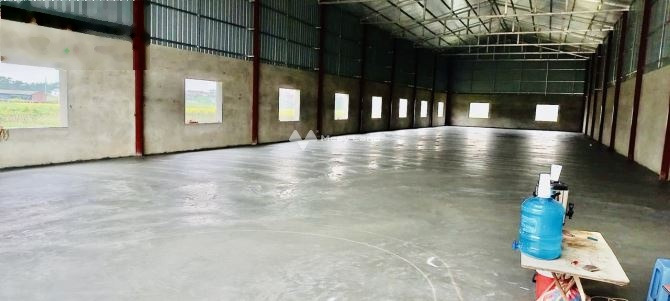 Vị trí ngay ở Phú Nghĩa, Chương Mỹ cho thuê kho bãi 1000m2 thuê ngay với giá 40 triệu/tháng với lộ chính ngang 8 mét cảm ơn bạn đã đọc tin