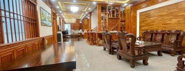 Bán biệt thự có diện tích khoảng 245m2 vị trí đặt ngay trên Nguyễn Văn Tiên, Biên Hòa bán ngay với giá phải chăng từ 12.5 tỷ, căn nhà bao gồm có 4 PN-02
