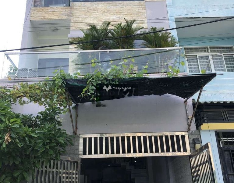 Giá 24 triệu/tháng, cho thuê nhà diện tích chuẩn 75m2 nằm trên Tân Thuận Tây, Hồ Chí Minh, trong căn này bao gồm 4 PN, 5 WC dọn vào ở ngay-01