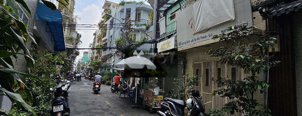 Vị trí thuận lợi ngay ở Quận 3, Hồ Chí Minh cho thuê nhà thuê ngay với giá đàm phán chỉ 25 triệu/tháng, nhà này có 3 phòng ngủ, 3 WC-03