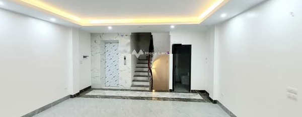 Bán nhà Tân Mai 50m2, xây 6 tầng-02