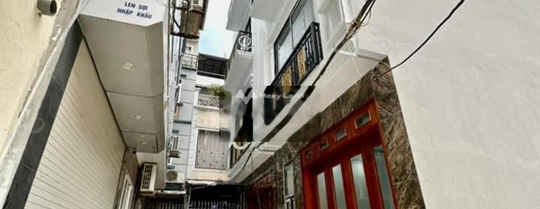 Bán nhà ngay trên Hà Đông, Hà Nội bán ngay với giá hạt dẻ chỉ 4.7 tỷ diện tích 31m2 tổng quan nhà gồm 3 phòng ngủ-02