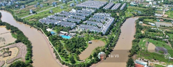 12.5 tỷ, bán liền kề có một diện tích là 103m2 tọa lạc gần Quận 9, Hồ Chí Minh căn nhà có nội thất nguyên mới Không nội thất vị trí trung tâm-03