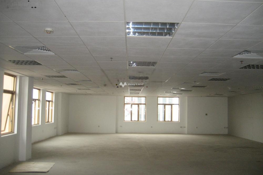 Vị trí đặt tọa lạc trên Hoàn Kiếm, Hà Nội cho thuê sàn văn phòng có một diện tích 30m2 nội thất tươi mới Điều hòa trung tâm.-01