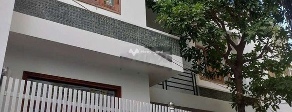 Có một diện tích là 85m2, cho thuê nhà ở vị trí mặt tiền ngay ở Lộc Thọ, Nha Trang, nhìn chung bao gồm 3 phòng ngủ, 3 WC lh xem trực tiếp-02