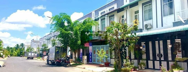 Giá 4 triệu/tháng, cho thuê nhà tổng diện tích 90m2 vị trí tốt ở Phường 4, Trà Vinh, hướng Tây Nam, căn này gồm 2 phòng ngủ, 2 WC vị trí đắc địa-02