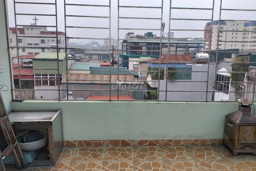 Cho thuê chung cư Nằm ngay trên Tây Sơn, Quang Trung, căn này gồm 1 PN, 1 WC hãy nhấc máy gọi ngay-01