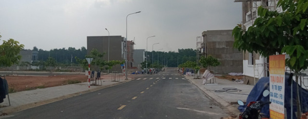 Bán đất sổ hồng trung tâm thị xã Uyên Hưng, Tân Uyên mặt đường ĐT 747-03