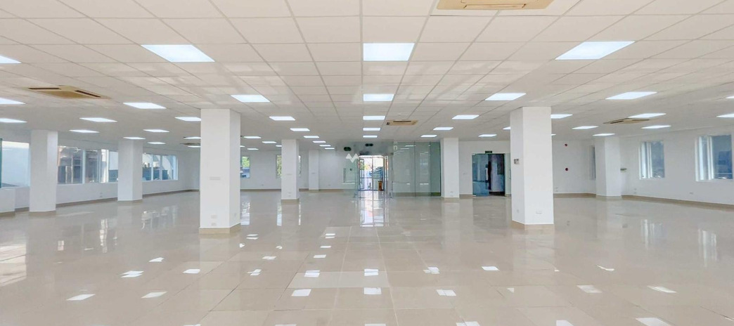 Thuê ngay với giá cực êm 32 triệu/tháng cho thuê sàn văn phòng vị trí nằm ở Láng Thượng, Đống Đa có diện tích thực 125m2 nội thất hiện có Cơ bản