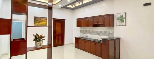 Bán nhà đối diện khu công nghiệp Cầu Tràm, nhà mới xây 105m2 -1 trệt 1 lầu, sổ hoàn công giá 1,85 tỷ-02