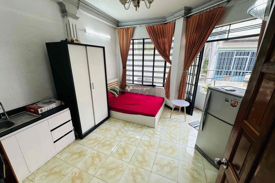 Tổng quan căn này gồm có 1 phòng ngủ, cho thuê căn hộ vị trí mặt tiền tọa lạc gần Quận 10, Hồ Chí Minh, 1 WC cảm ơn đã xem tin-01