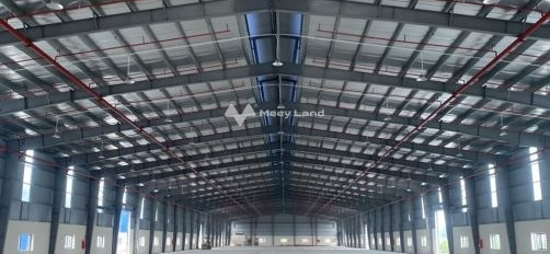 Chính chủ cho thuê kho bãi diện tích thực là 2400m2 tọa lạc tại Quốc Lộ 5, Hưng Yên thuê ngay với giá mong muốn 168 triệu/tháng hãy nhấc máy gọi ngay-03