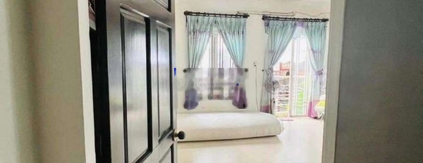 Cho thuê Nhà 3 Tầng DT 100m2 - Kiệt Ô Tô Điện Biên Phủ 12tr. -02