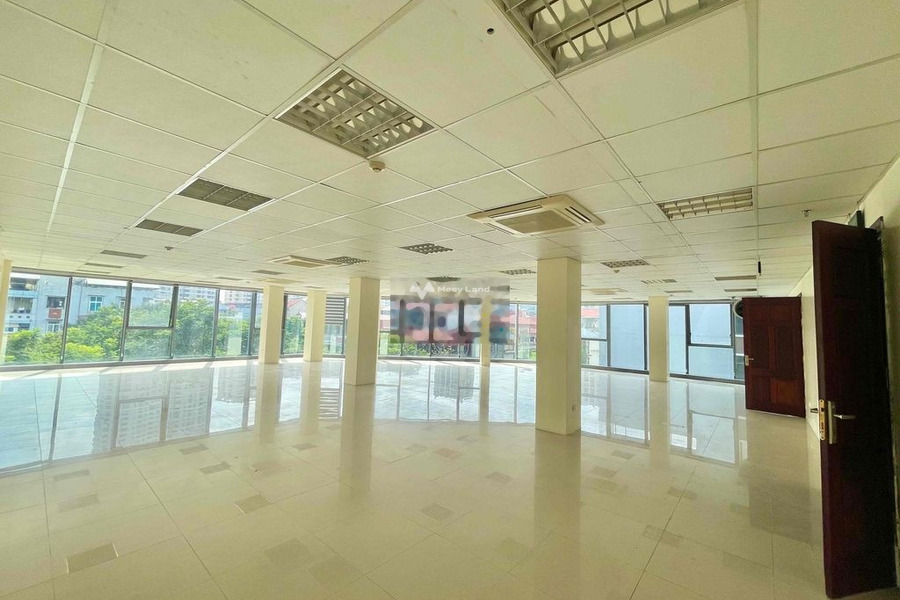 Thuê ngay với giá thương lượng chỉ 37 triệu/tháng cho thuê sàn văn phòng vị trí đẹp gần Dịch Vọng, Hà Nội có diện tích gồm 220m2-01