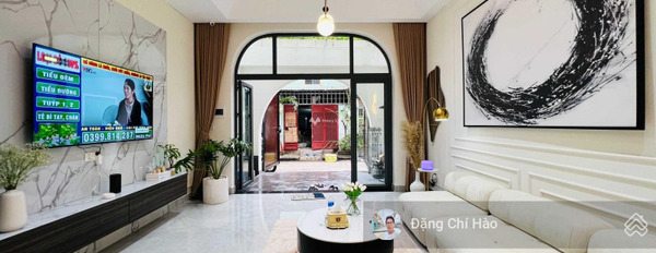 Có diện tích chính 60m2 bán nhà vị trí nằm ngay Khuông Việt, Phú Trung ngôi nhà bao gồm có 3 phòng ngủ 4 WC cảm ơn đã xem tin.-02