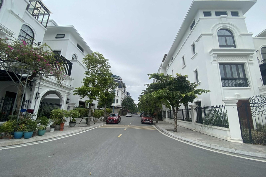 Diện tích thực khoảng 220m2, bán biệt thự gần Hồng Bàng, Hải Phòng, hướng Tây - Nam, tổng quan ngôi nhà này 5 PN, 6 WC khu vực dân cư-01