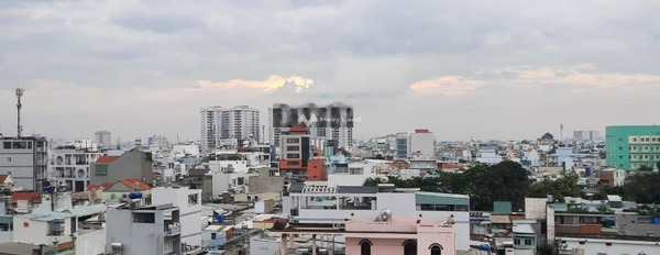 Ngay Hòa Thạnh, Tân Phú bán chung cư giá bán cực sốc từ 2.42 tỷ, trong căn này 2 phòng ngủ, 2 WC bãi đậu xe rộng-02