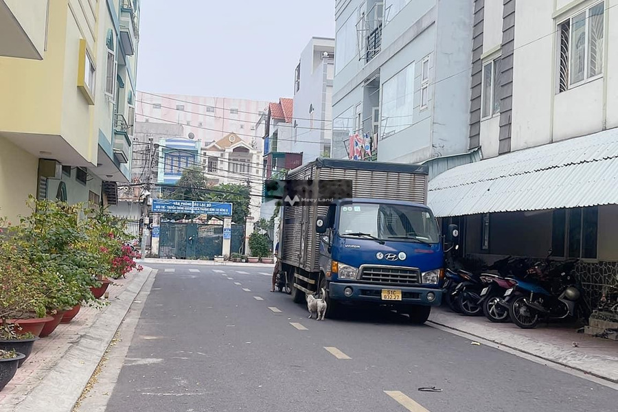 Giá bán 12.9 tỷ bán nhà diện tích chuẩn 117m2 nằm ngay Bình Tân, Hồ Chí Minh trong nhà nhìn chung gồm 4 phòng ngủ, 5 WC liên hệ chính chủ-01