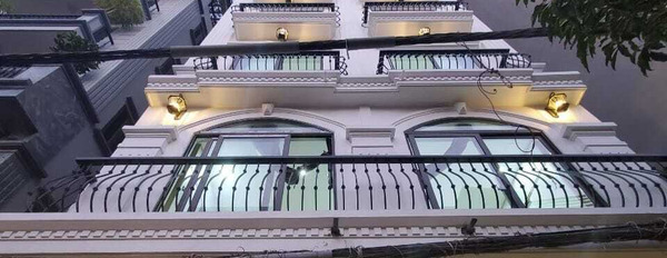 Bán nhà mặt phố Lạc Long Quân 45m2 x 7 tầng, mặt tiền 6,5m, vỉa hè, thang máy-02