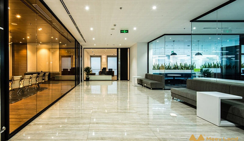 Cho thuê sàn văn phòng tại tòa Hoàng Ngân Plaza, Hà Nội. Diện tích 300m2, giá 60 triệu/tháng