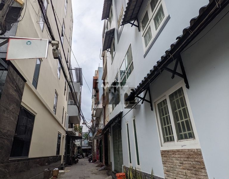 Bán nhà ở có diện tích rộng 45m2 bán ngay với giá đề xuất từ 4.6 tỷ vị trí thích hợp Hồng Bàng, Hồ Chí Minh-01