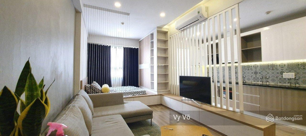 Bán chung cư trong căn hộ nhìn chung bao gồm Full nội thất đẹp. bên trong Phường 2, Tân Bình bán ngay với giá quy định 2.75 tỷ