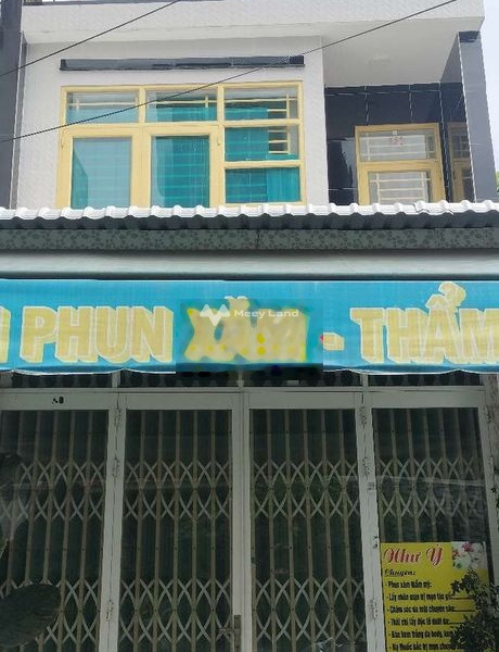 Nhơn Đức, Nhà Bè, cho thuê nhà, giá thuê 8.5 triệu/tháng diện tích thực 100m2, trong căn nhà này có 2 phòng ngủ ban công view đẹp-01