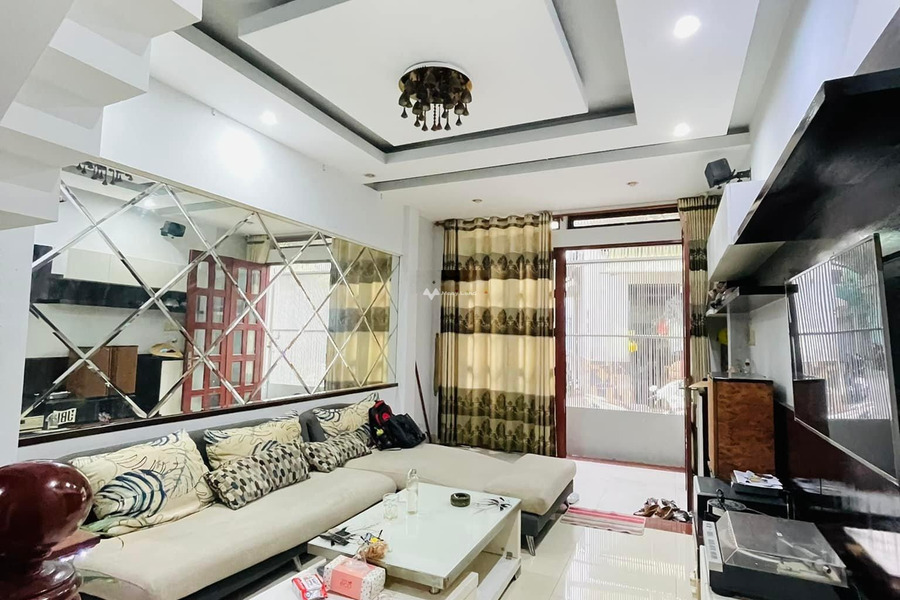 Nhà gồm 2 PN bán nhà bán ngay với giá đề cử chỉ 5.55 tỷ diện tích 48m2 vị trí đẹp tọa lạc ngay Trần Văn Quang, Tân Bình-01