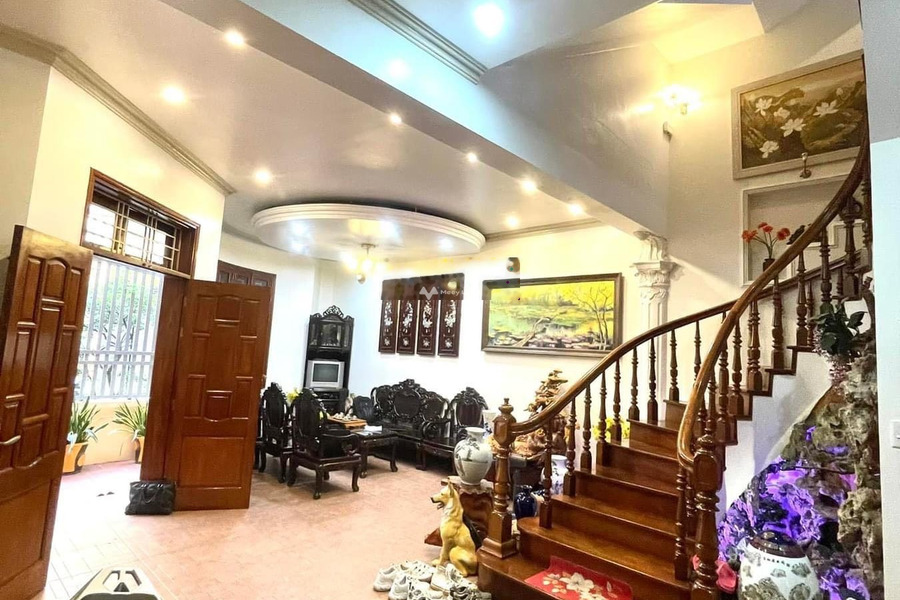 Nhà gồm 6 PN bán nhà bán ngay với giá vô cùng rẻ 18.6 tỷ có diện tích chính 80m2 vị trí tiện lợi ngay tại Thượng Đình, Thanh Xuân-01