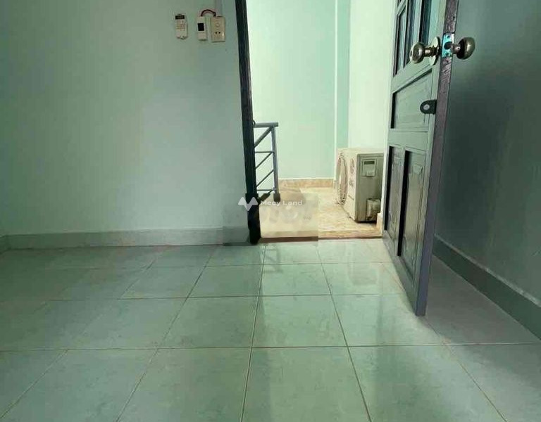 Diện tích sàn là 25m2, cho thuê nhà ở vị trí phát triển Phú Nhuận, Hồ Chí Minh, trong nhà bao gồm có 2 phòng ngủ, 3 WC giá siêu rẻ-01