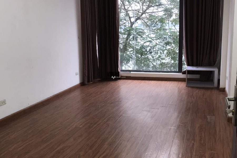 Cho thuê nhà vị trí đẹp tại Nhật Tân, Hà Nội, thuê ngay với giá chốt nhanh từ 31 triệu/tháng diện tích tổng là 65m2, tổng quan trong nhà 6 phòng ngủ-01