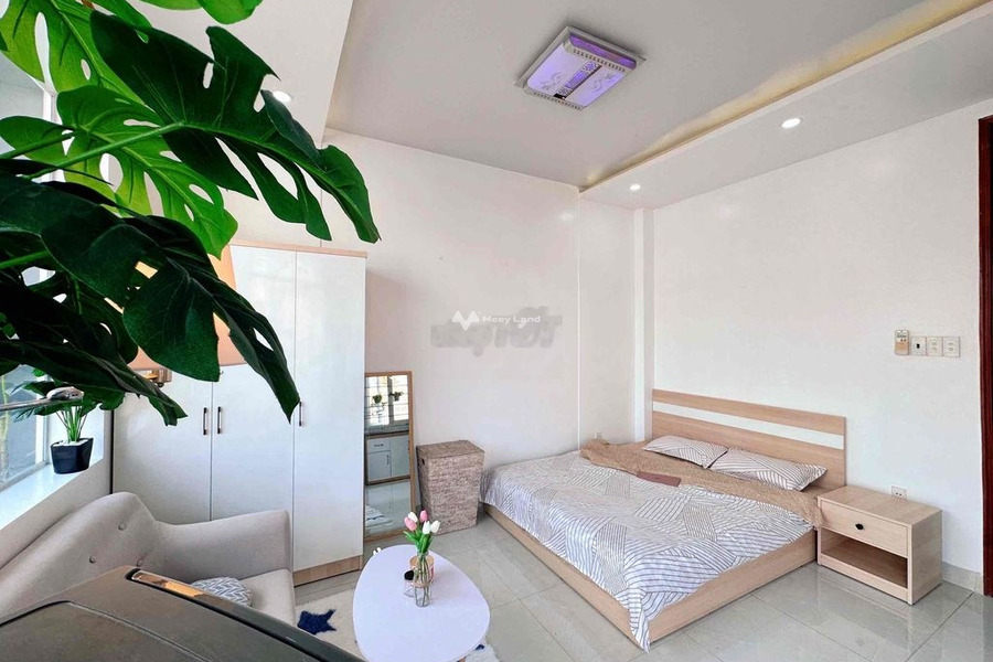 Cho thuê chung cư vị trí mặt tiền ngay ở Phạm Văn Đồng, Phường 1, tổng quan gồm 1 phòng ngủ, 1 WC lh tư vấn thêm-01