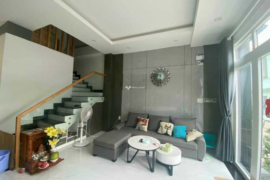 Nhà có 4 phòng ngủ bán nhà có diện tích rộng 50.6m2 vị trí tốt ngay Tân Bình, Hồ Chí Minh-01
