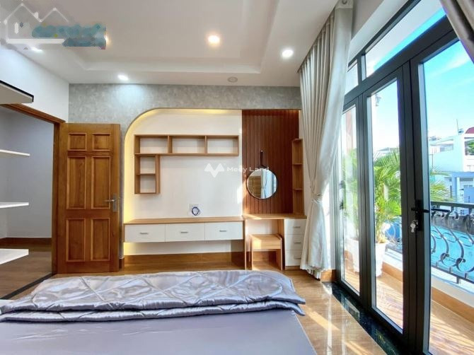 DT 34m2 bán nhà ở vị trí đặt tọa lạc ngay tại Lê Trực, Hồ Chí Minh hướng Bắc tổng quan nhà gồm có 2 phòng ngủ với mặt đường rộng 6 m vị trí siêu đẹp-01