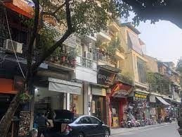 Ngõ trước nhà 10 mét vị trí nằm trên Quận Hoàn Kiếm, Hà Nội bán nhà giá bán siêu mềm từ 63 tỷ nhà gồm có 8 phòng ngủ-01