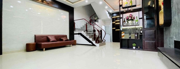 Tọa lạc ngay trên Đằng Lâm, Hải Phòng bán nhà bán ngay với giá đặc biệt chỉ 2.68 tỷ nhìn chung bao gồm 3 phòng ngủ 3 WC-03