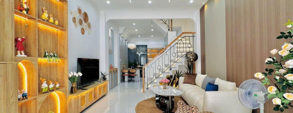 Nhà bao gồm 2 phòng ngủ bán nhà diện tích chuẩn 37.1m2 vị trí đặt tại trung tâm Quận 6, Hồ Chí Minh-02